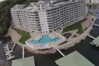 Perfect Location! Newly Remodeled- 2021 Condo right in the heart of Osage Beach