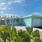 Beautiful 2/1 Home - Walking Distance to the Beach