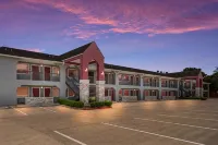 Clarion Pointe