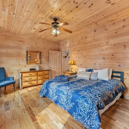 Cabin in the Clouds, Best Views, Hot Tub, Games, Firepit, Pets, Flat Paved Drive