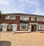 All Seasons Guest House Gatwick & Airport Parking - 2-Star