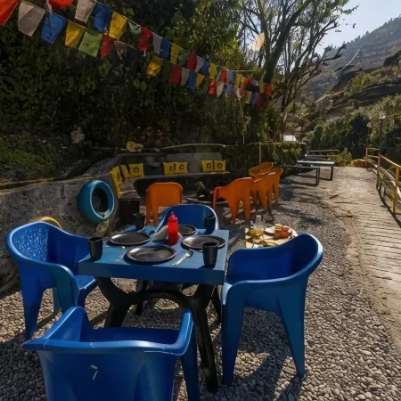 The Hosteller Mussoorie by the Streamside, Kempty