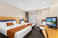 Park Motor Inn - parking