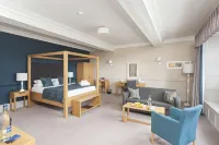 George Hotel