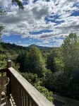距海倫市中心不到5分鐘的木屋，約納山美景 - 小木屋