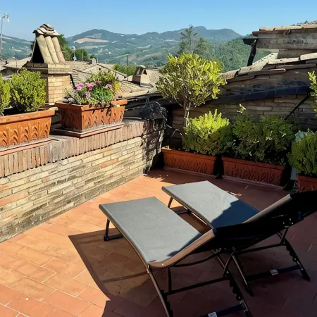 Apartment in the center of Assisi - large rooftop terrace and fabulous views
