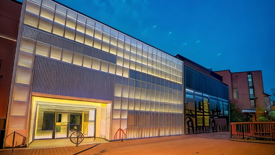 Continental Urban Art Hotel