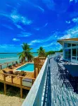 Ocean Front Home with Pool,Dock-Steps to Moriah National Park - ที่มีสระว่ายน้ำ