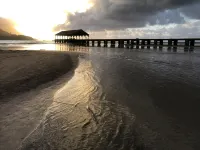 Tiki Home - Unique Custom Home Steps to the Beach and Town - บูติค