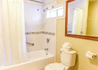 Pacifica Motel - Motels