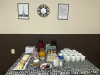 Houselyon - Desayuno