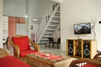 Villa Lotus Blok D-05 Puncak Bogor - 3-stjärniga