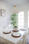 Charming 2-bedroom home in quiet neighborhood - 2-Star