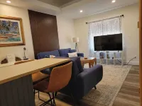 Cocoa Village Hideaway - 1 Bedroom/1 Bath Walk to Riverfront and Restaurants - Wifi