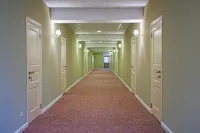 Oliviya Hotel - parking