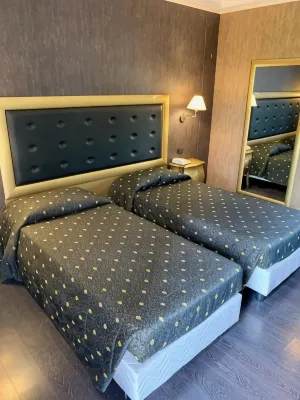 Hotel - Motel Flower - Motel