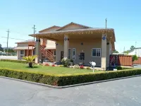 Economy Inn Morgan Hill - parking
