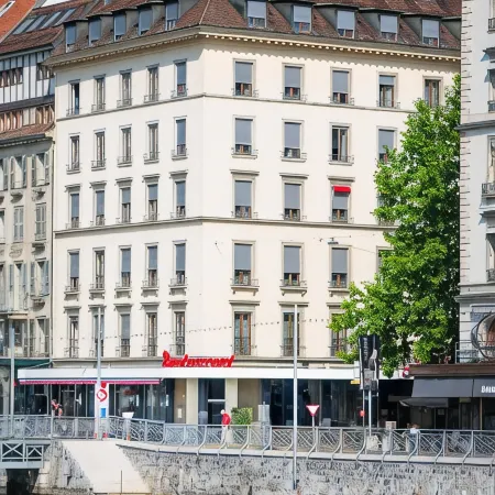 The Ambassador Отели рядом с достопримечательностью «Geneve Old Town»