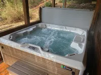Cozy Cabin w/ great views, and close to Aska hiking trails!- Blue Ridge - Jacuzzi