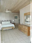 Centrally located - Gorgeous view of Elizabeth Harbour - Apartments
