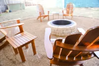 1 Bdrm, Sleeps 4, Close to water, Firepit, Pet friendly, Full Kitchen