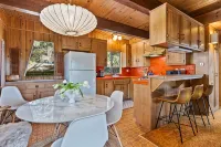Pet/Kid Friendly Cozy Cabin, BBQ, Firepit, Outdoor Dining, Forest Views - 精品