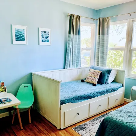 Midtown Ventura Family & Pet Friendly Cottage