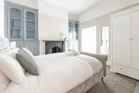 Stroll To The City Centre In From Chic Refurbished Townhouse - Wi-Fi