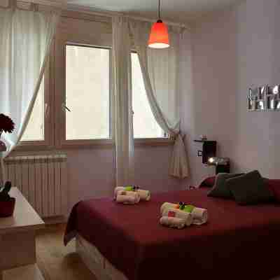 Large apartment with 2 bedrooms and two bathrooms in PALAZZO SAN MATTEO Rooms