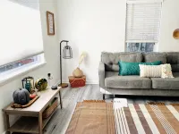 Complete Home 2.2 miles away from AIR FORCE! - Wifi