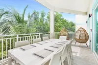 Private 7 Mile Beach Beach Club. Ocean views from Roof Terrace and Pool Pavilion - 4-Star