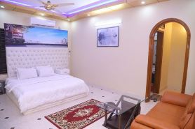 White House Resort