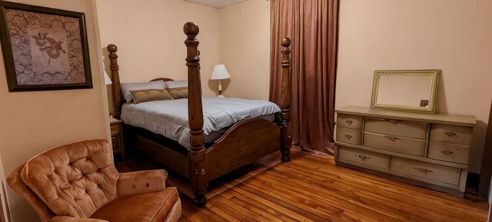 Stowaway Suites on the Avenue: Mt Laurel Suite Hotels in Warren County