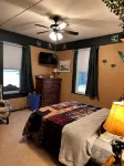 Doc's Lake house 1st floor, 2 bedroom apartment - Wifi