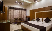 Hotel Basera Brij Bhoomi Vrindavan - Hot Tub