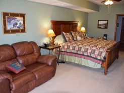 Long Mountain Lodge Bed & Breakfast