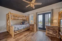 Epic Views-HotTub-WoodStove-Sauna-Fireplace-GameRoom-Playset-EV-FencedYard+More! - 4-Star