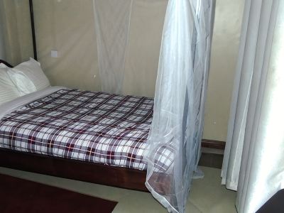 Rest-Inn Lodge