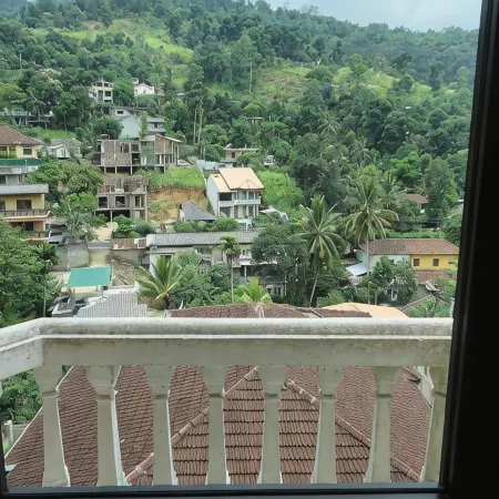 Majestic Tourist Hotel