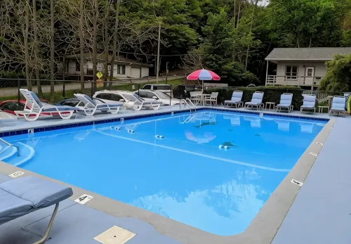 Couples Waterfront Condo Saugatuck Kayak-Beach-Hike-Kayak  Outdoor Heated Pool - 4-Star