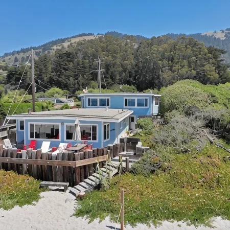 Relax and Enjoy an Oceanfront Getaway at La Paz