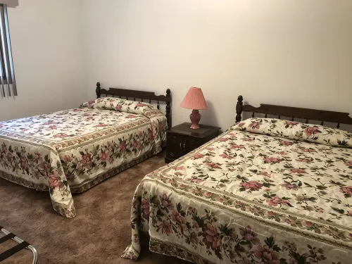 Clean, Comfortable and Quiet Condo at the base of Jackson Creek Summit - 2-stjärniga
