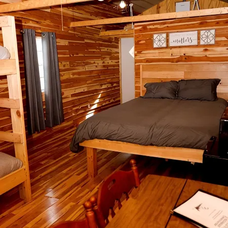 Affordable Cozy Cedar Cabin Overlooking the River
