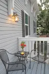 Owl Nest Townhouse-Walk to downtown & the water! New heated POOL! - 4-Star