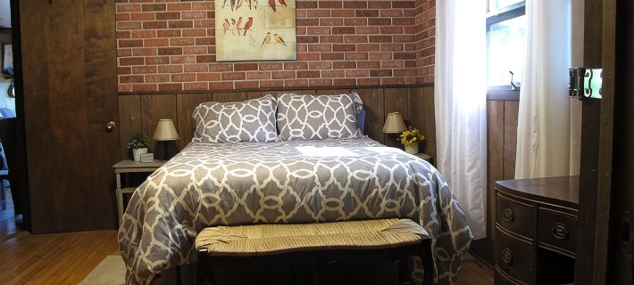 Nature lovers retreat right on the edge of the river Hotels in Mecosta County