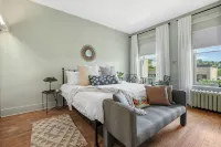 Downtown Apartment! Large, Cozy, Family friendly private oasis in city center! - 3-Star