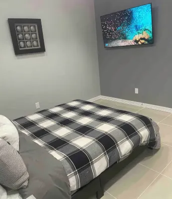 2BR Elegant Apartment for 8, Edinburg Texas - Apartments