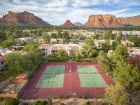 Sedona Eco-Friendly Condo w/ Pool: Walk to Shops Restaurants Golf & Trails - 4-Star