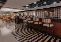 Four Points by Sheraton San Jose Sabana - ที่มีบาร์