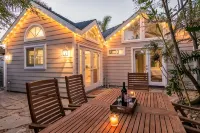 Pierpont Beach Ventura GEM Sleeps 6 Family Friendly-2 Min Walk to the Beach! - balcony